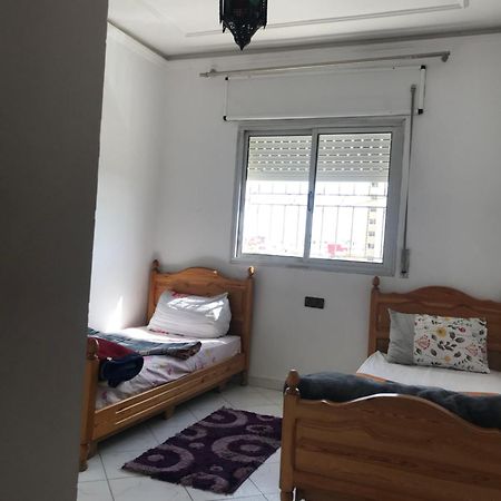 Appartement Familal A Trois Chambres En Face Marjane & Hotel Ahlen Tanger Zewnętrze zdjęcie